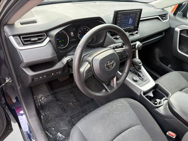 Used 2021 Toyota RAV4 XLE w/ Convenience Package AWD/4WD image 11