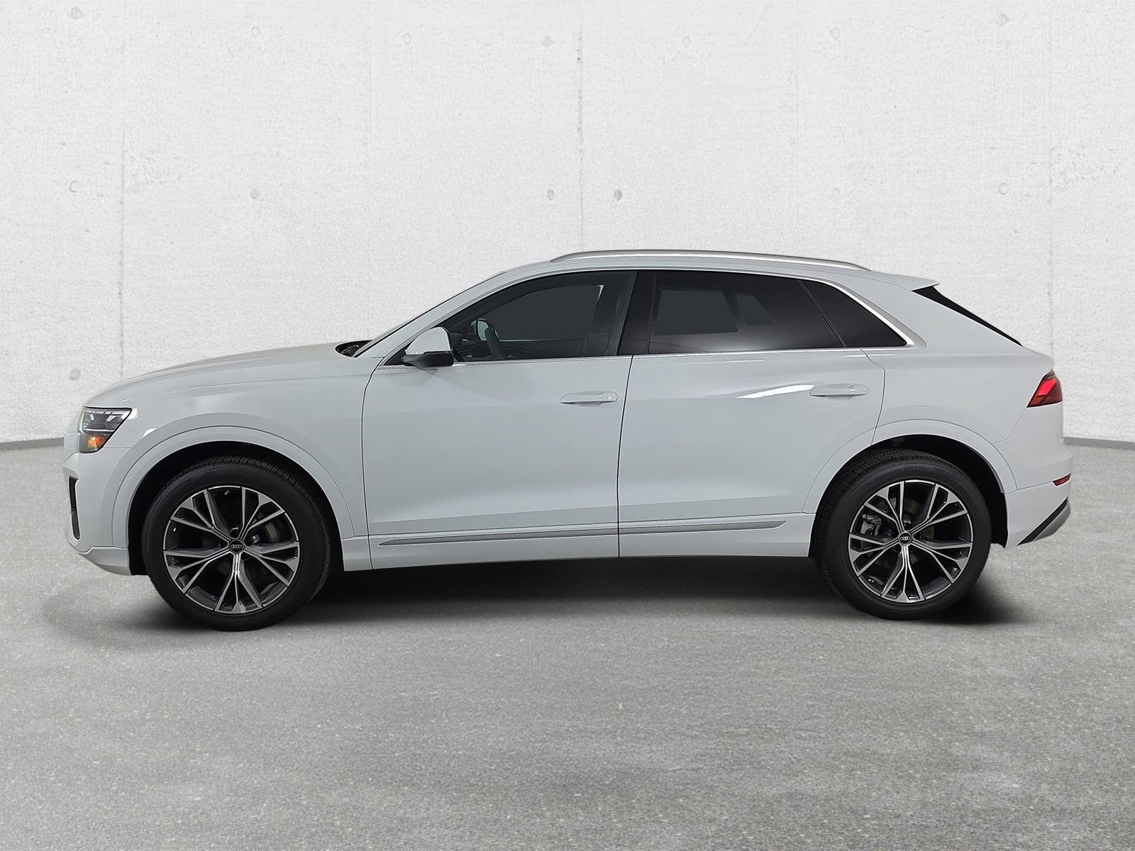 New 2026 Audi Q8 Premium AWD/4WD image 4