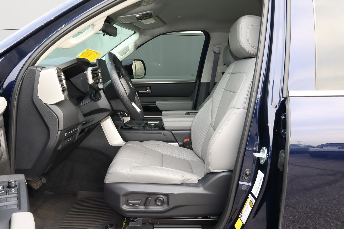 Used 2024 Toyota Tundra Limited image 7