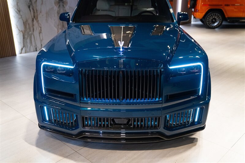 Used 2026 Rolls-Royce Cullinan AWD/4WD image 18