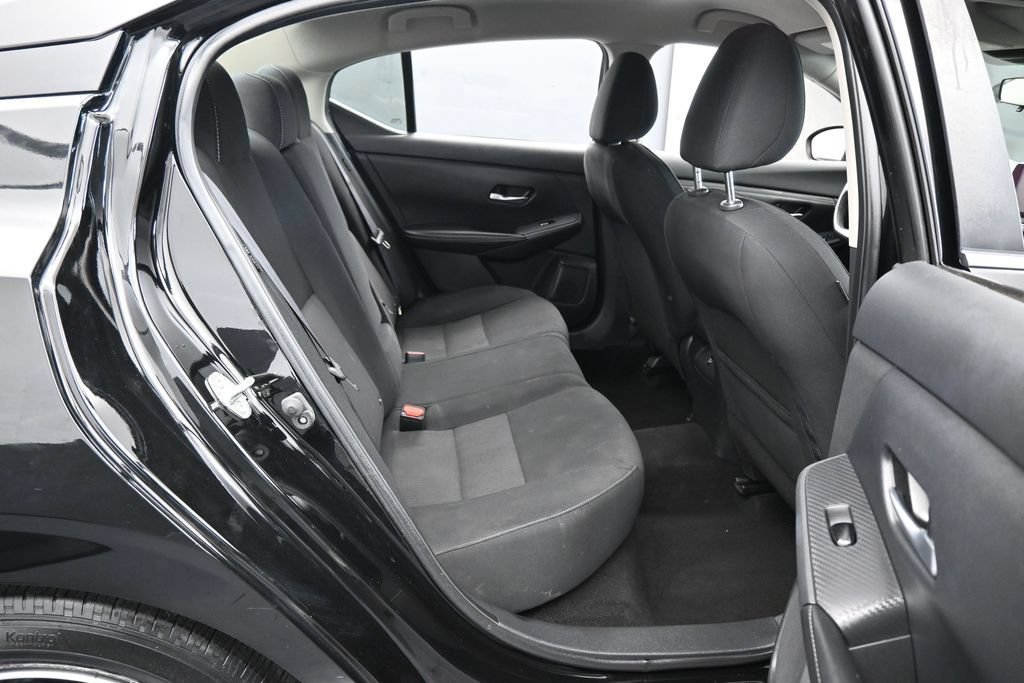 Used 2022 Nissan Sentra SV FWD image 31