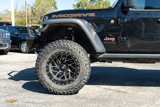 Used 2023 Jeep Gladiator Mojave w/ Trailer Tow Package image 10