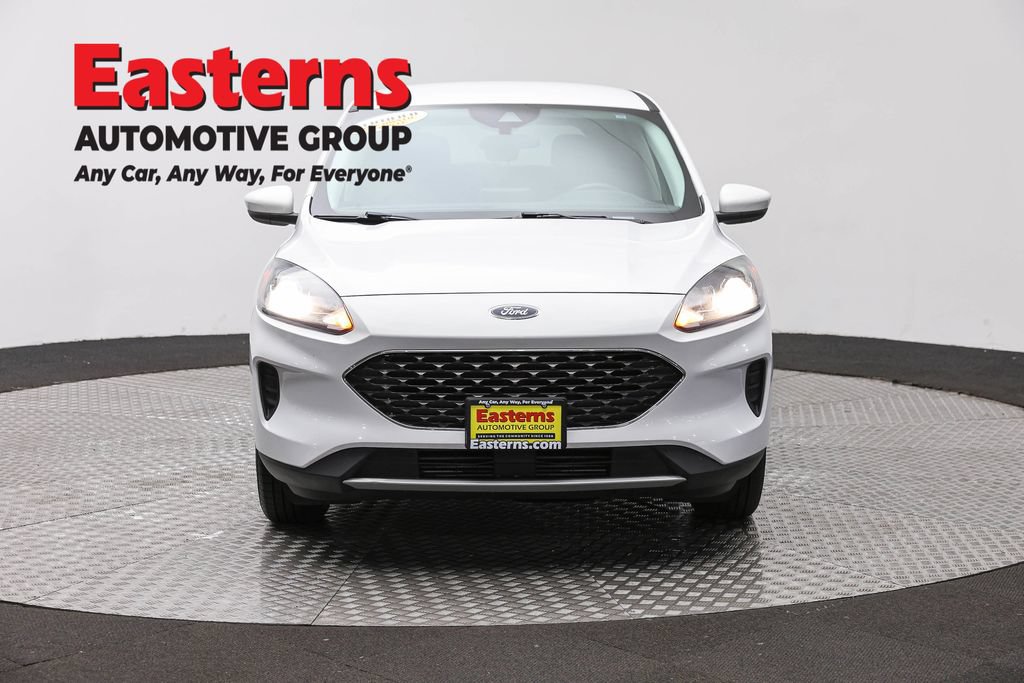 Used 2021 Ford Escape SE AWD/4WD image 2