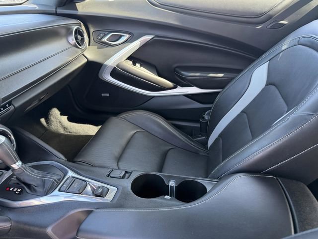 Used 2018 Chevrolet Camaro LT image 19