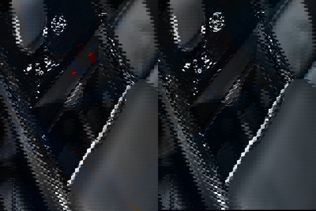 Used 2025 Land Rover Range Rover Sport Dynamic SE image 56