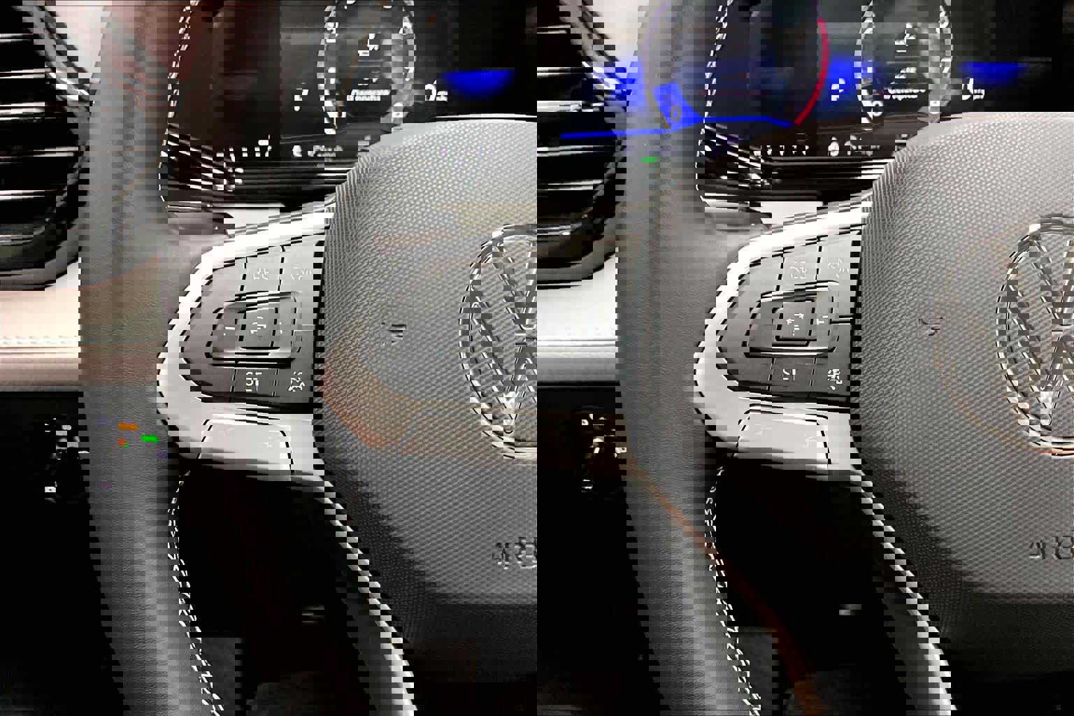 New 2026 Volkswagen Taos S image 17