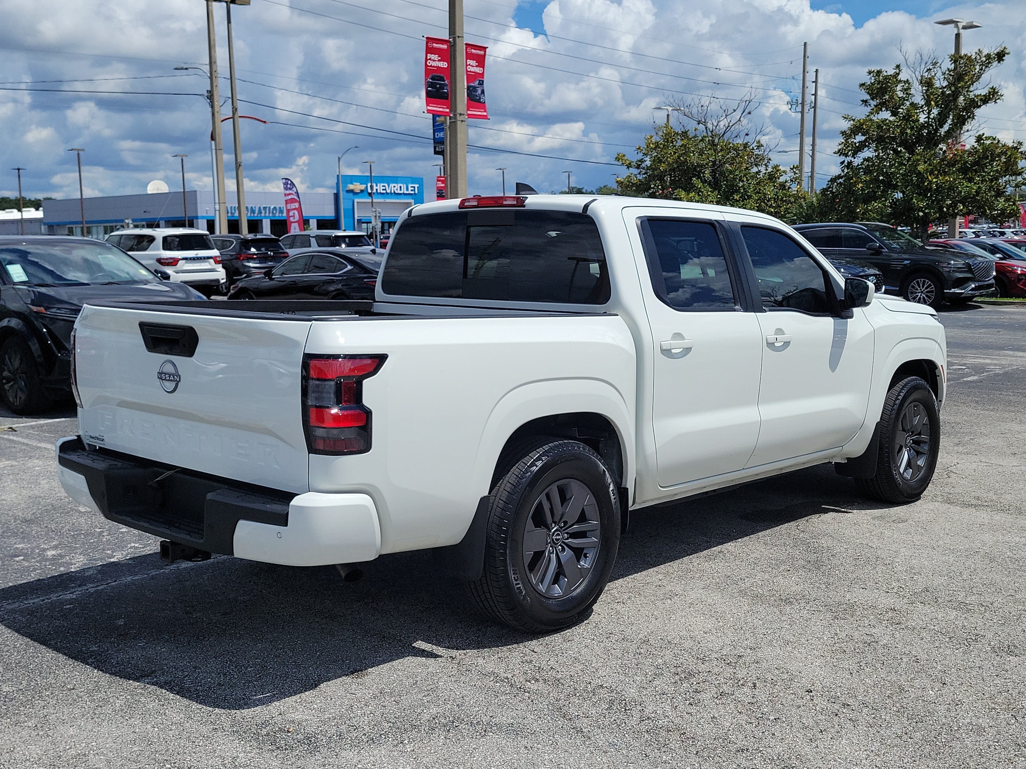 Certified 2025 Nissan Frontier SV w/ SV Convenience Package RWD image 4