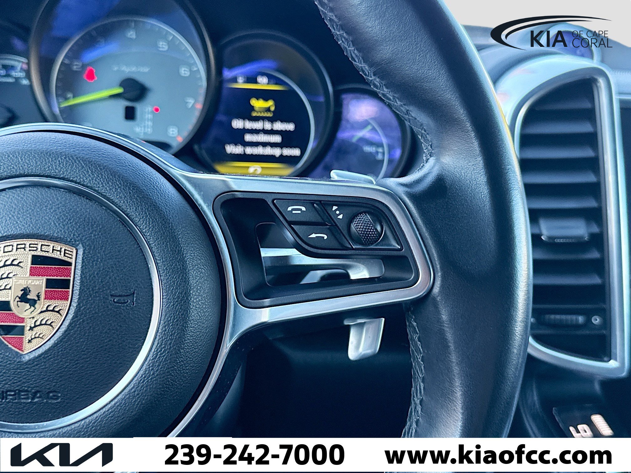 Used 2017 Porsche Cayenne S image 37