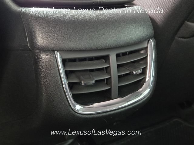 Used 2024 Chevrolet Malibu LT FWD image 17