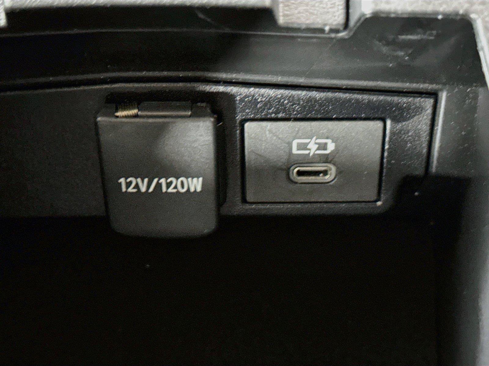 Certified 2024 Toyota Corolla Cross LE FWD image 33