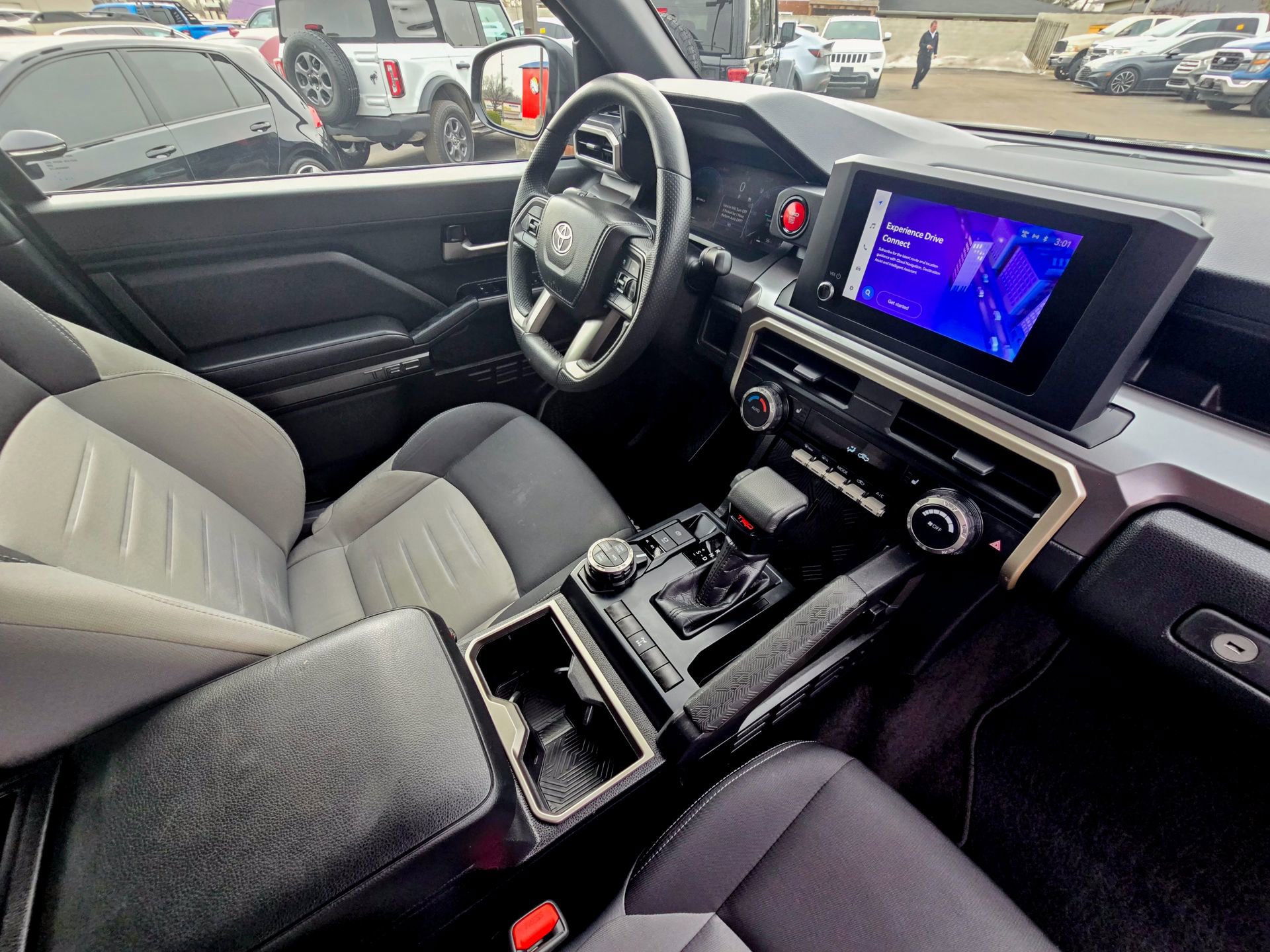 Used 2024 Toyota Tacoma TRD Off-Road image 22