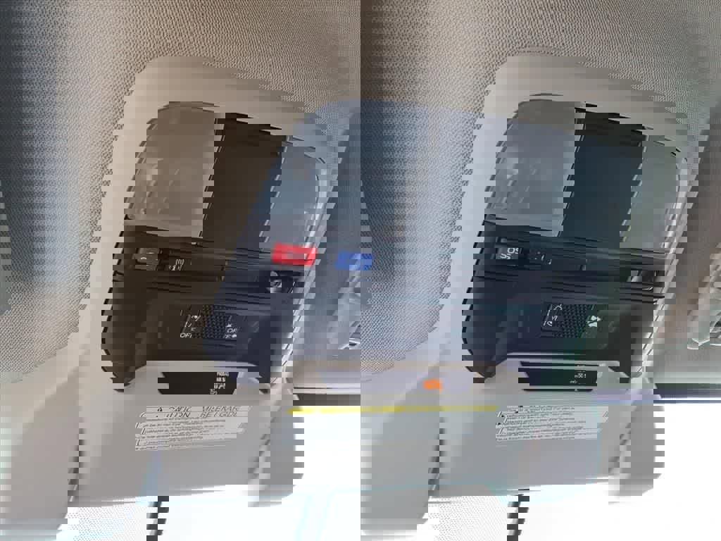 Used 2018 Subaru Impreza 2.0i Premium w/ Eyesight & BSD & Rcta image 24