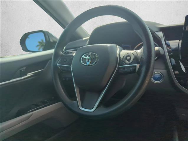 Used 2022 Toyota Camry LE image 26