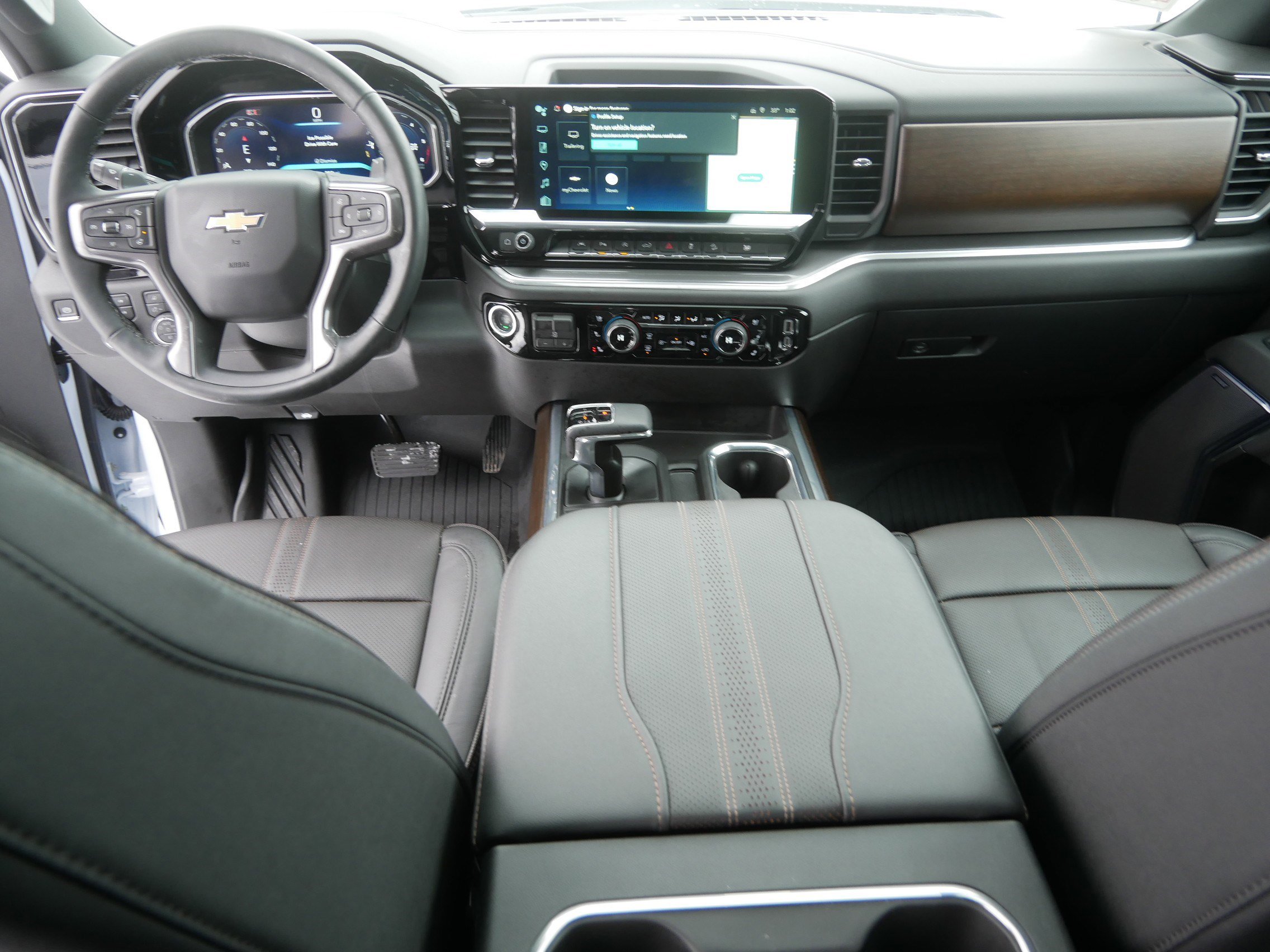 Used 2026 Chevrolet Silverado 1500 High Country w/ Technology Package image 10