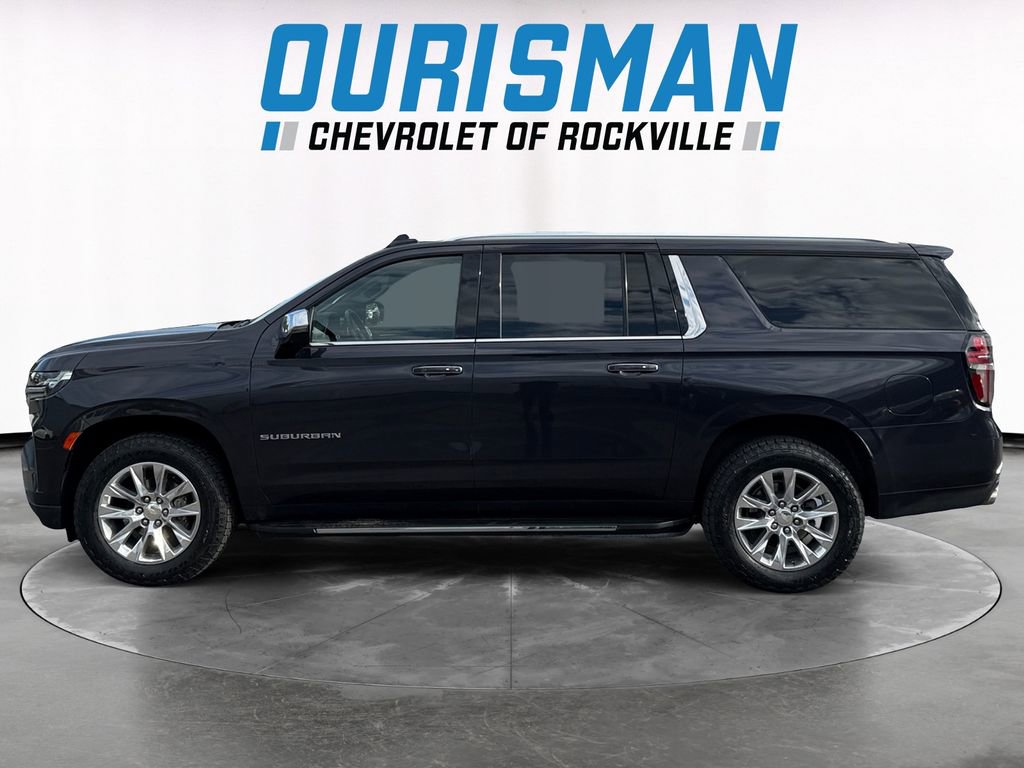 Used 2022 Chevrolet Suburban Premier AWD/4WD image 3
