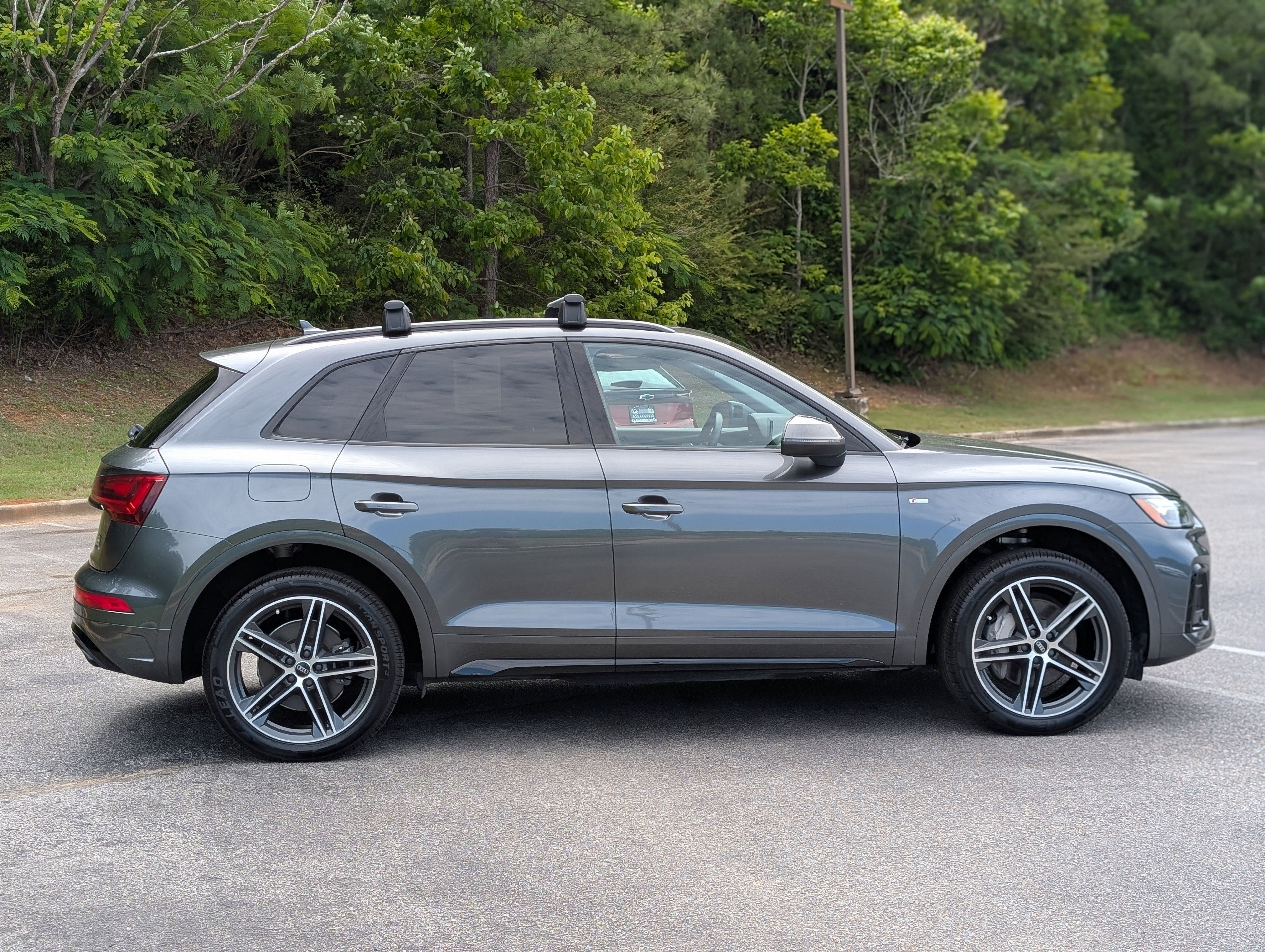 Used 2023 Audi Q5 e Premium Plus w/ Premium Plus Package AWD/4WD image 10