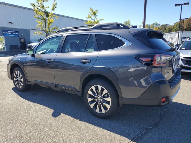 Used 2025 Subaru Outback Limited image 4