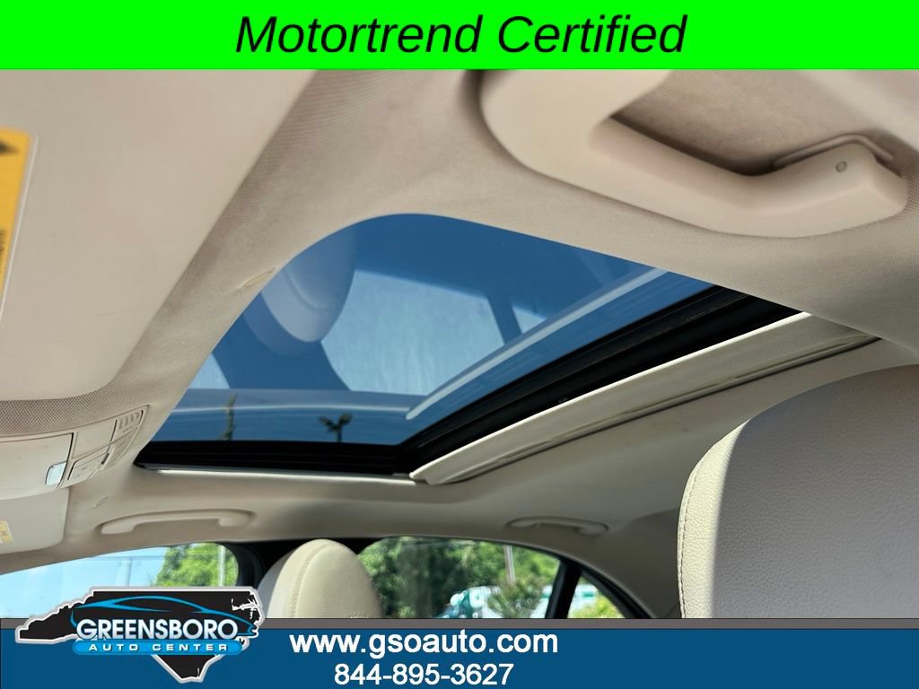 Used 2020 Mercedes-Benz C 300 4MATIC Sedan image 7