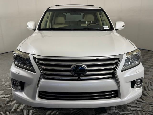 Used 2014 Lexus LX 570 4WD image 8