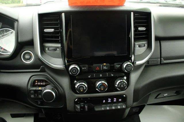 Used 2025 RAM 1500 Big Horn AWD/4WD image 23