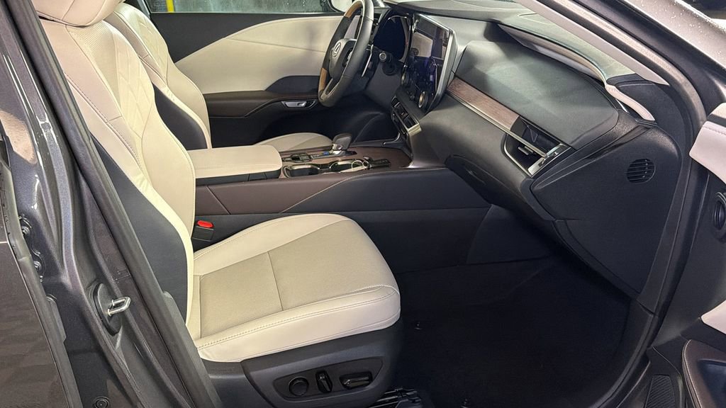 Used 2024 Lexus RX 350 Premium w/ Cold Area Package image 10