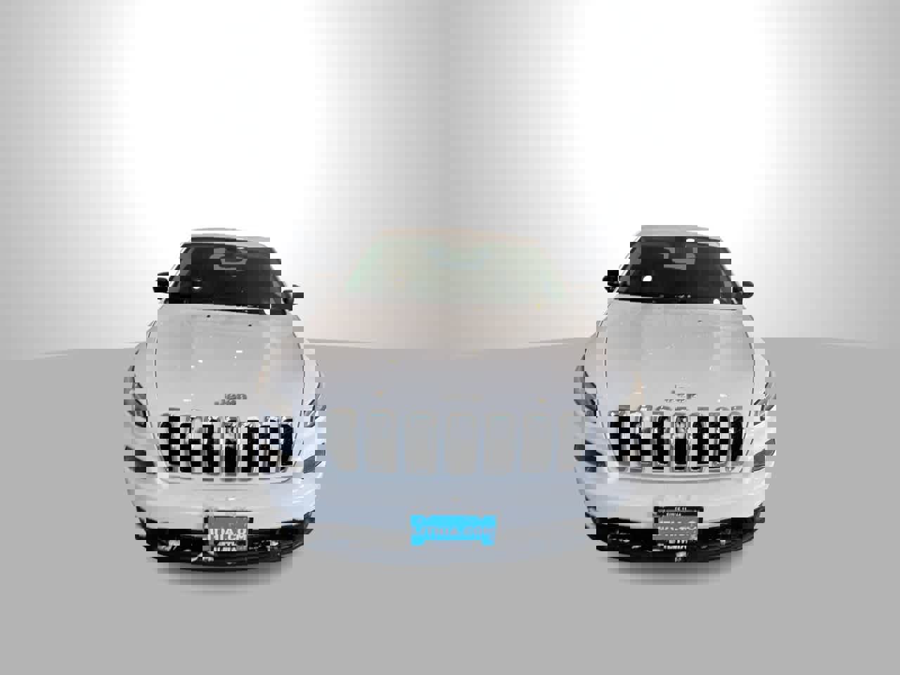 Used 2015 Jeep Cherokee Sport image 3