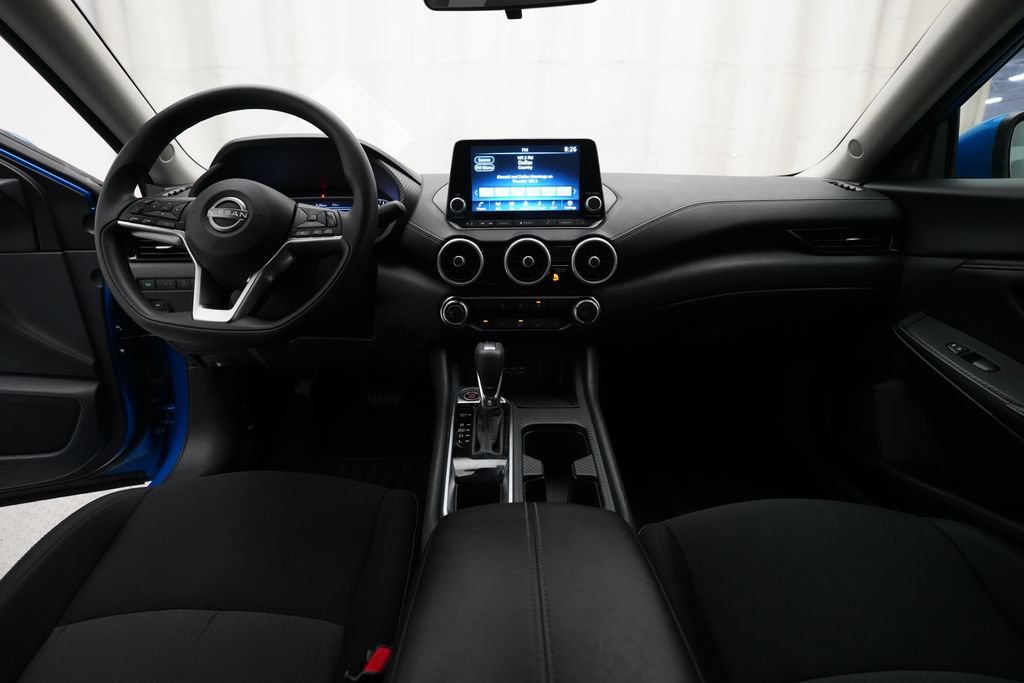 Used 2024 Nissan Sentra SV FWD image 5