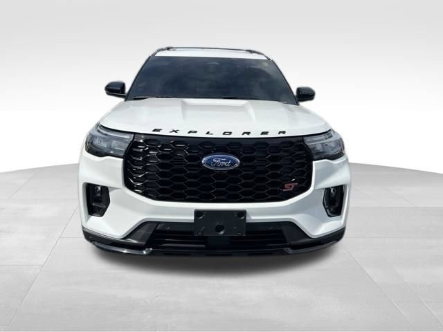 Used 2026 Ford Explorer ST w/ Sun And Sound Package AWD/4WD image 2