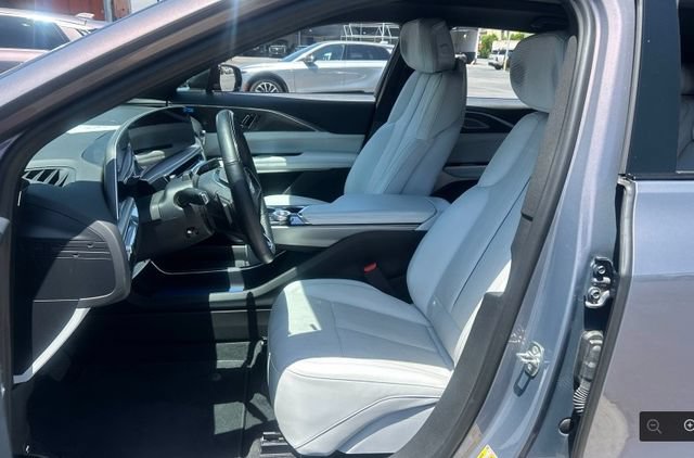 Used 2024 Cadillac Lyriq Sport AWD/4WD image 2