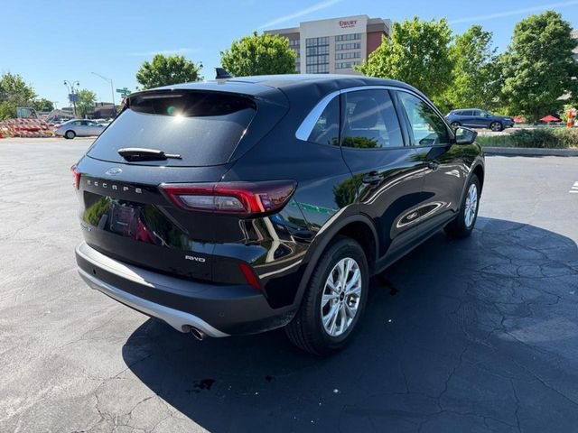 Used 2024 Ford Escape Active w/ Tech Pack #1 AWD/4WD image 8