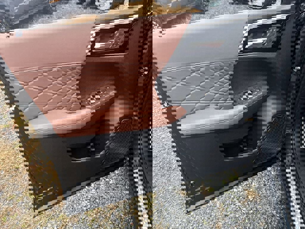 New 2026 Mitsubishi Outlander SEL image 25