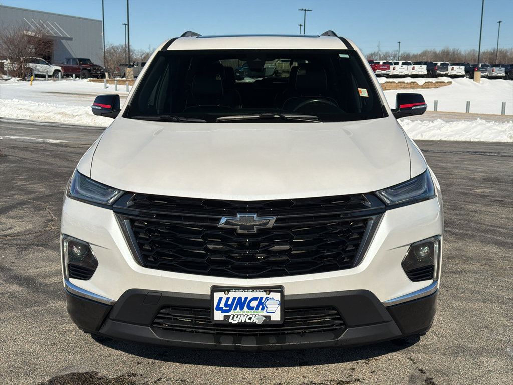 Used 2022 Chevrolet Traverse Premier w/ Redline Edition AWD/4WD image 7