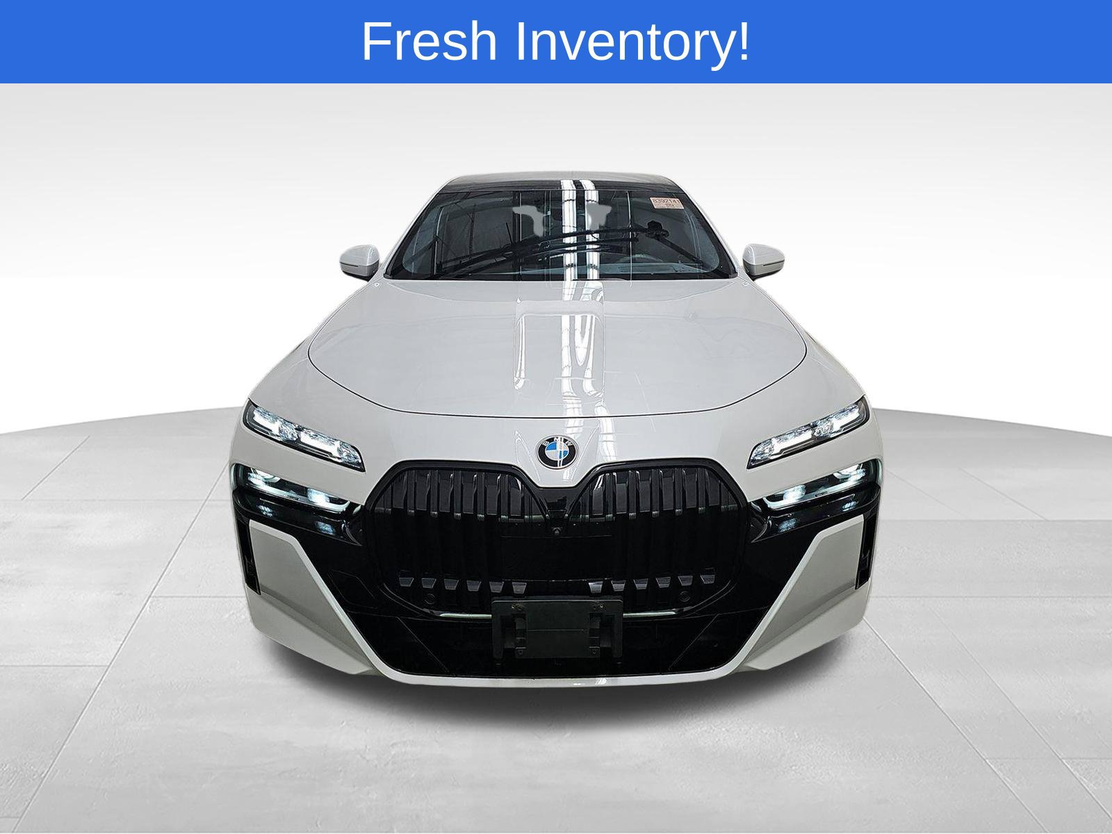 Certified 2023 BMW 760i xDrive w/ Executive Package AWD/4WD image 17