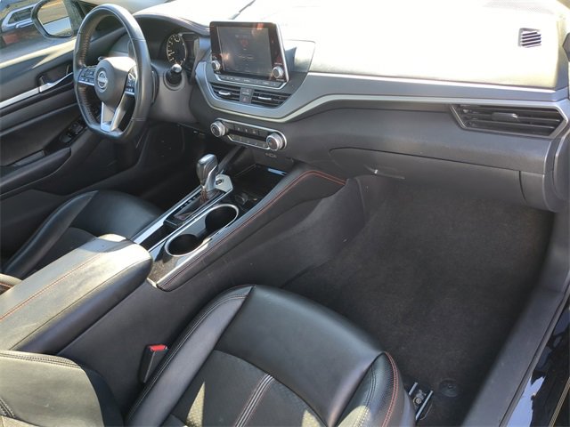 Used 2024 Nissan Altima 2.5 SR image 14