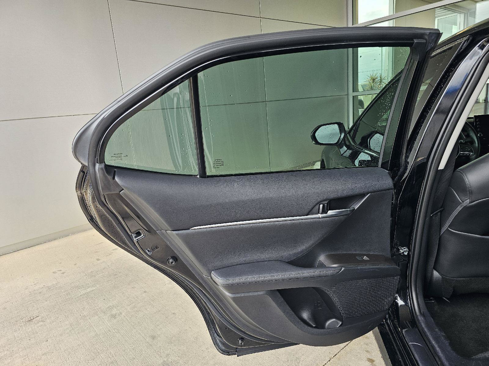 Used 2024 Toyota Camry XLE FWD image 16