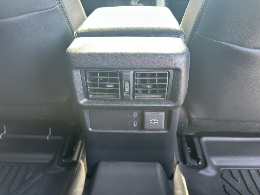 Used 2025 Toyota 4Runner Limited w/ Tow Technology Package AWD/4WD image 34