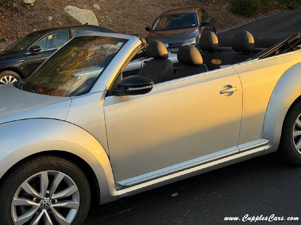 Used 2015 Volkswagen Beetle TDI image 40