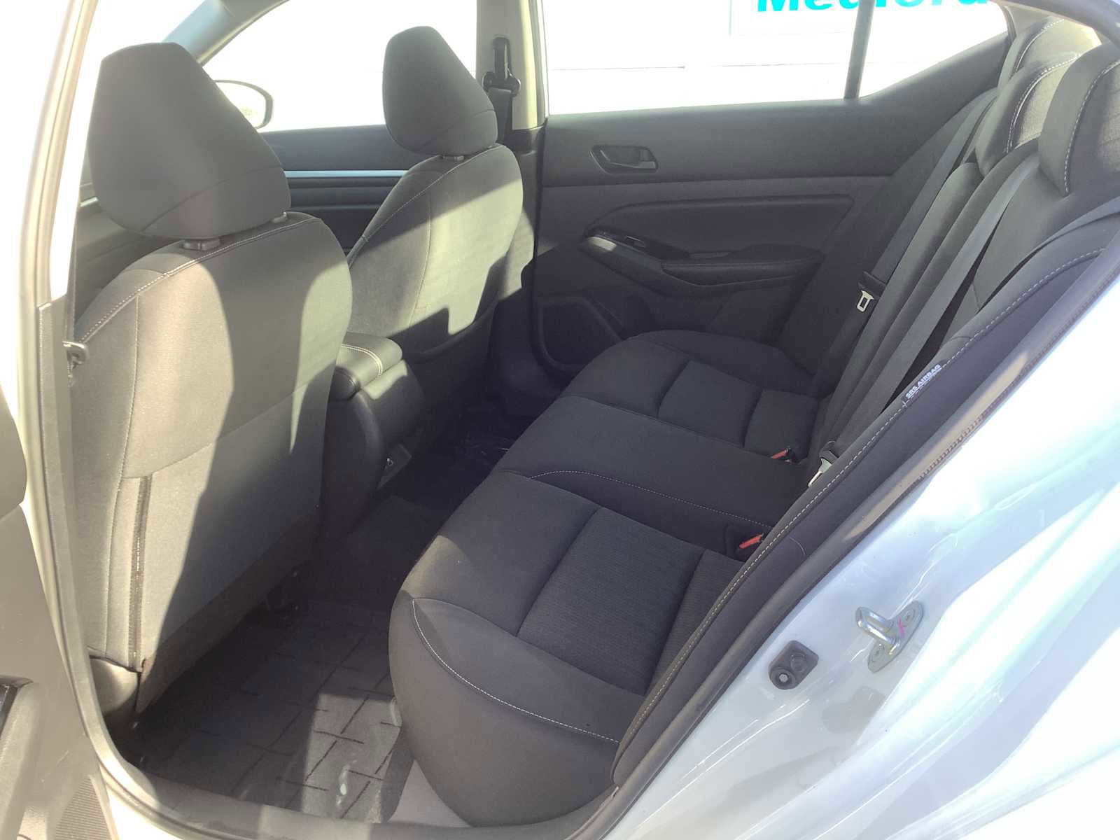 Used 2023 Nissan Altima 2.5 SV image 12