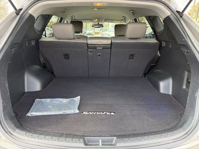 Used 2018 Hyundai Santa Fe Sport w/ 2.4L Value Package 02 FWD image 7