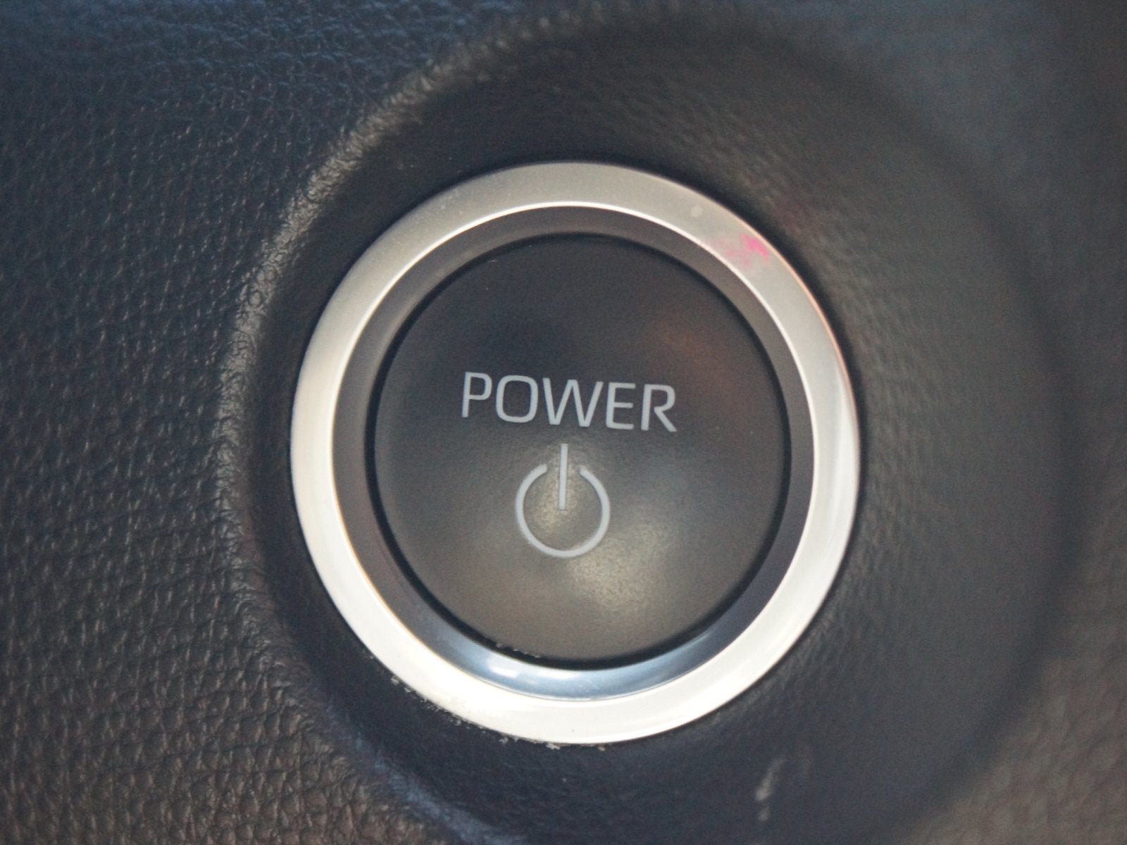 Used 2023 Toyota Corolla Cross AWD Hybrid image 9
