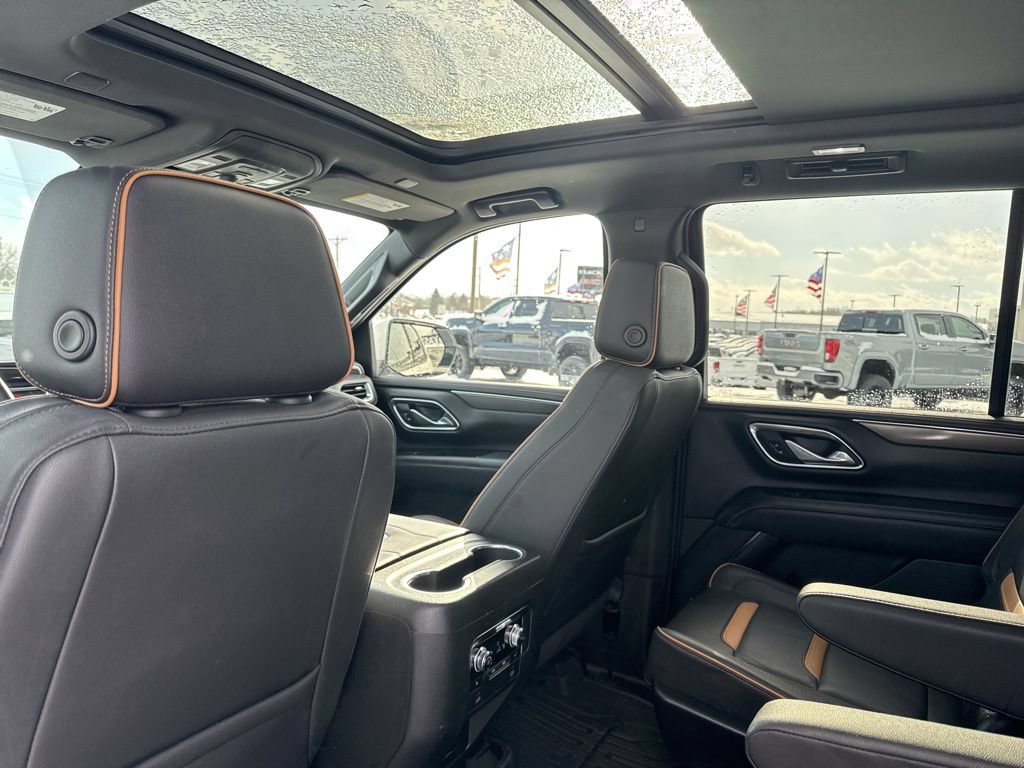 Used 2024 GMC Yukon AT4 AWD/4WD image 40