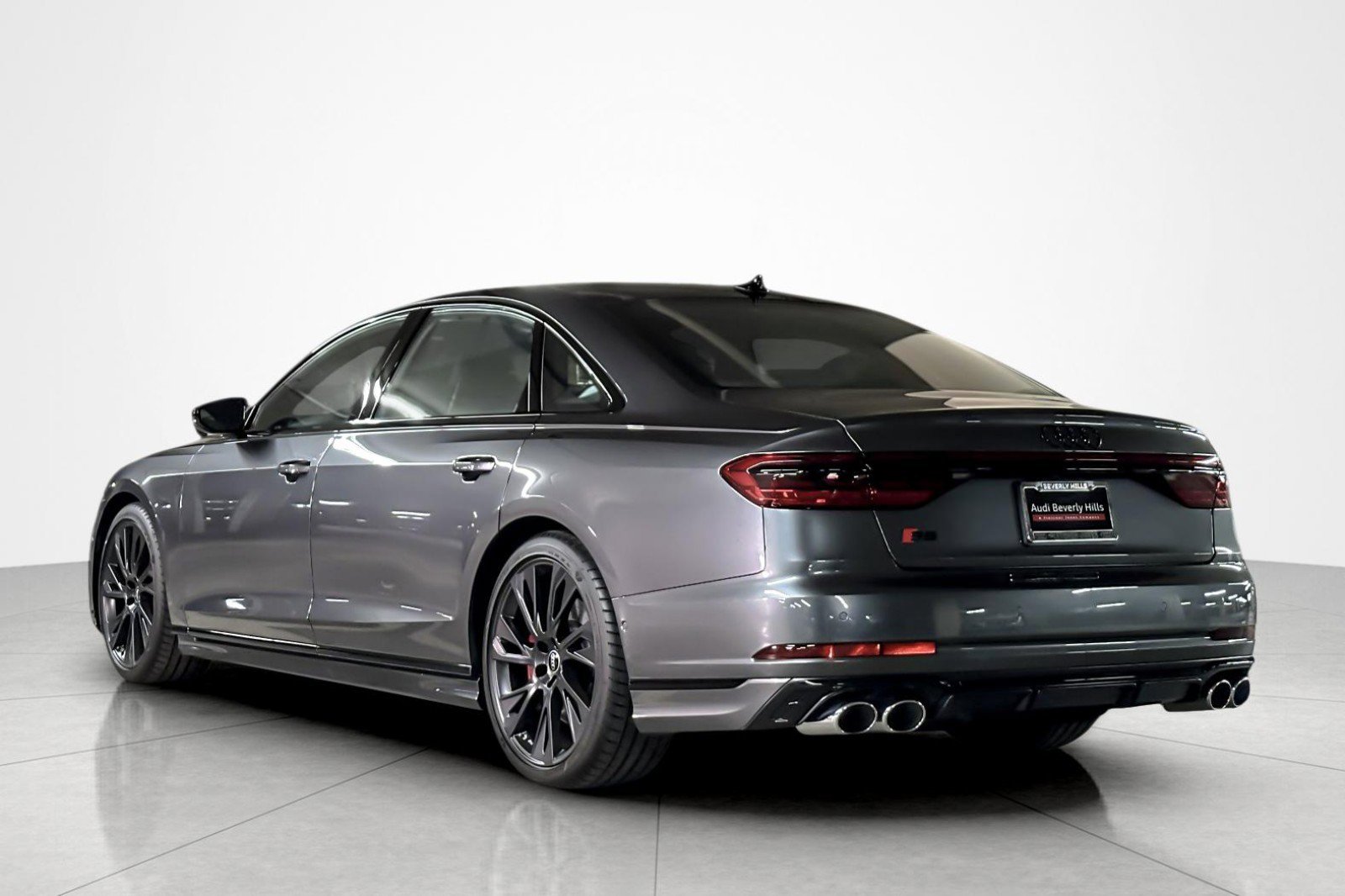 New 2025 Audi S8 image 4