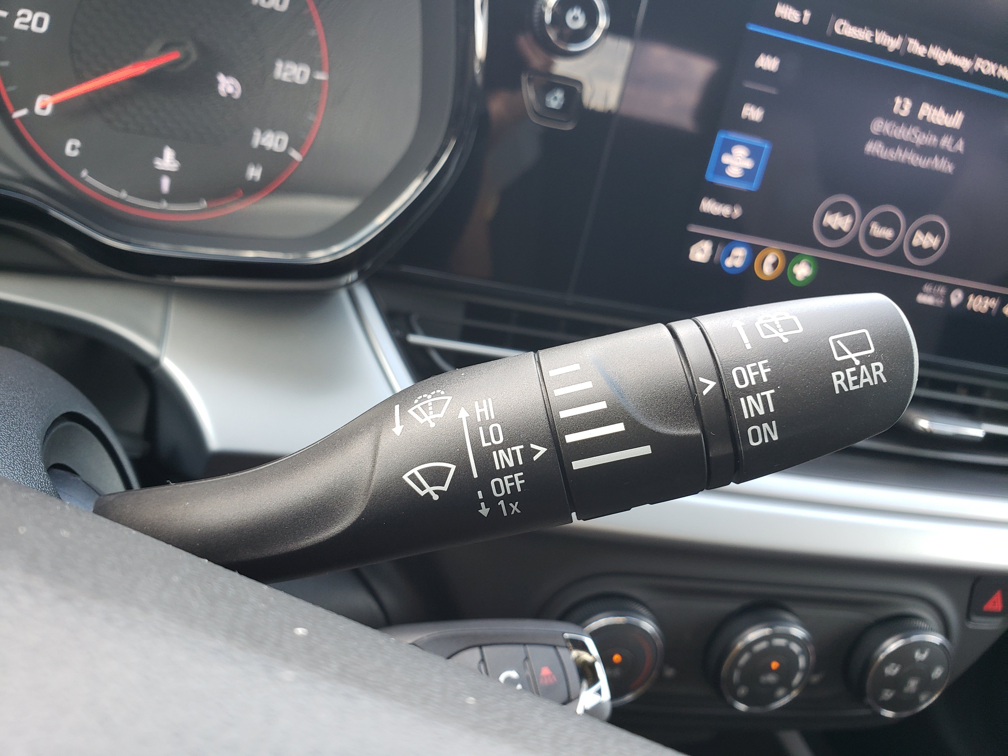New 2026 Chevrolet Trax RS w/ Driver Confidence Package FWD image 19