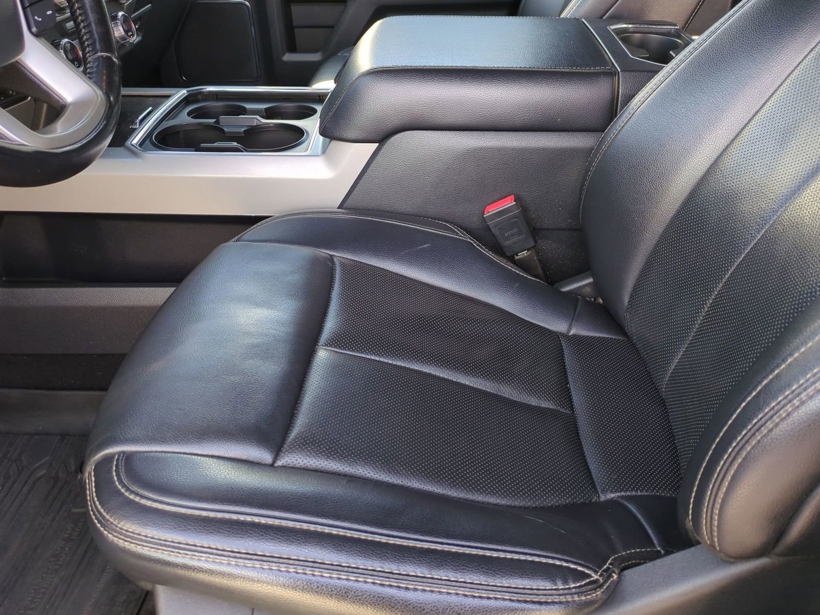 Used 2022 Ford F250 Lariat w/ Tremor Off-Road Package image 20