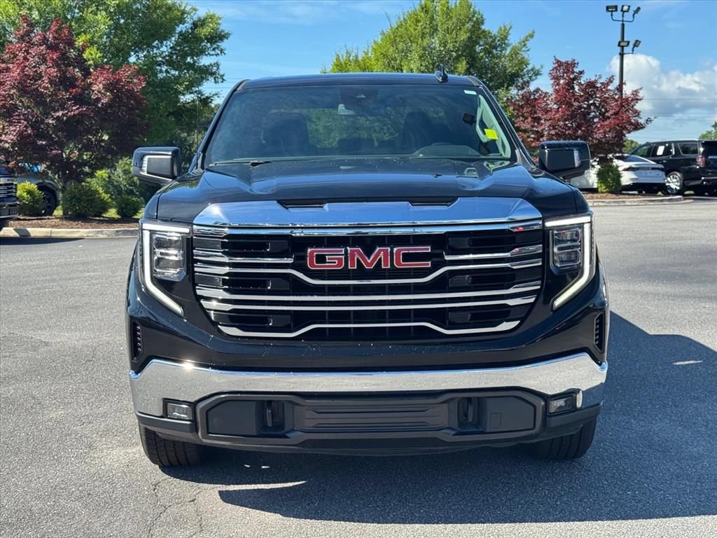 Used 2023 GMC Sierra 1500 SLT w/ SLT Premium Package AWD/4WD image 8