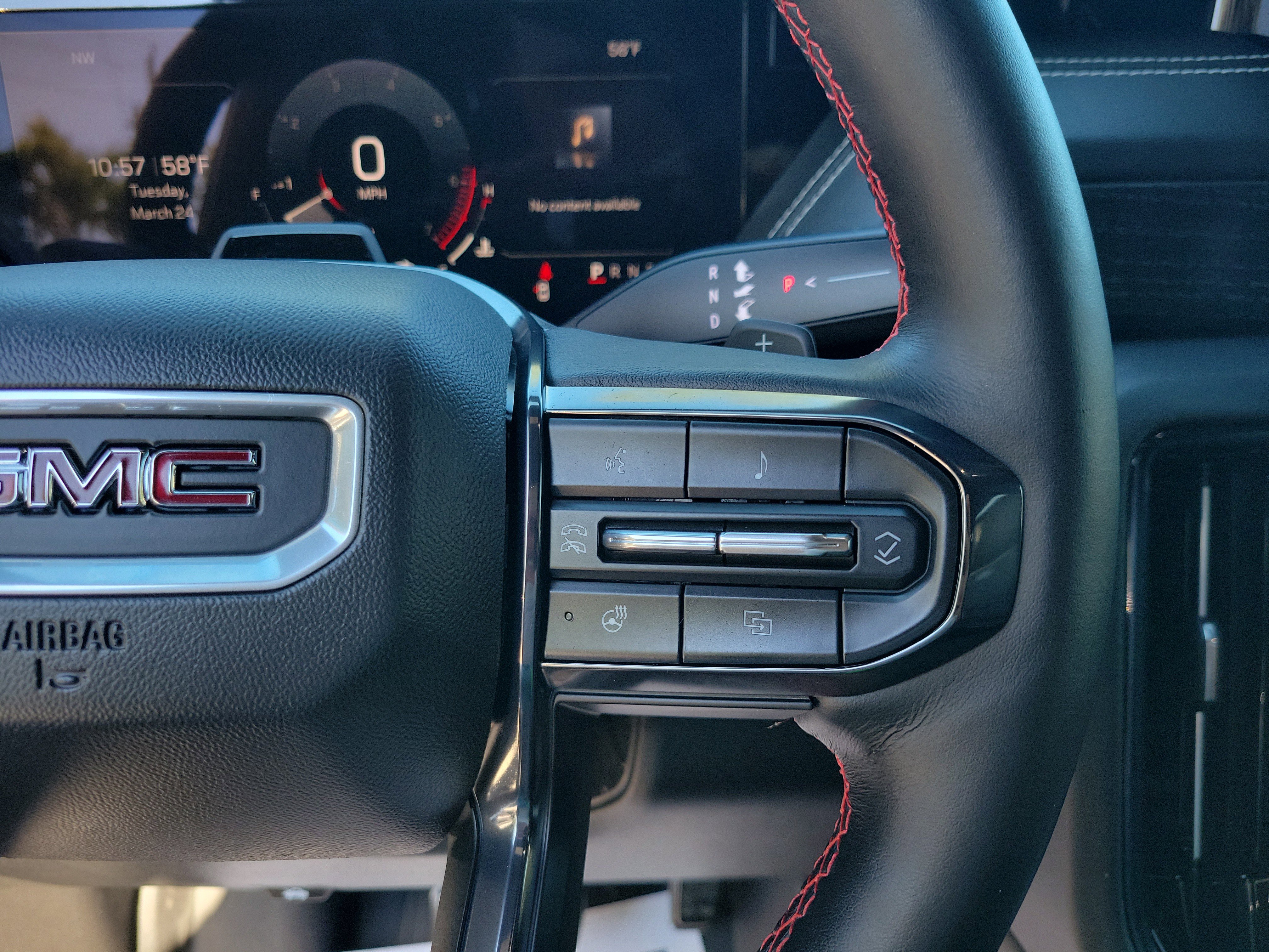 Certified 2025 GMC Yukon AT4 Ultimate image 30