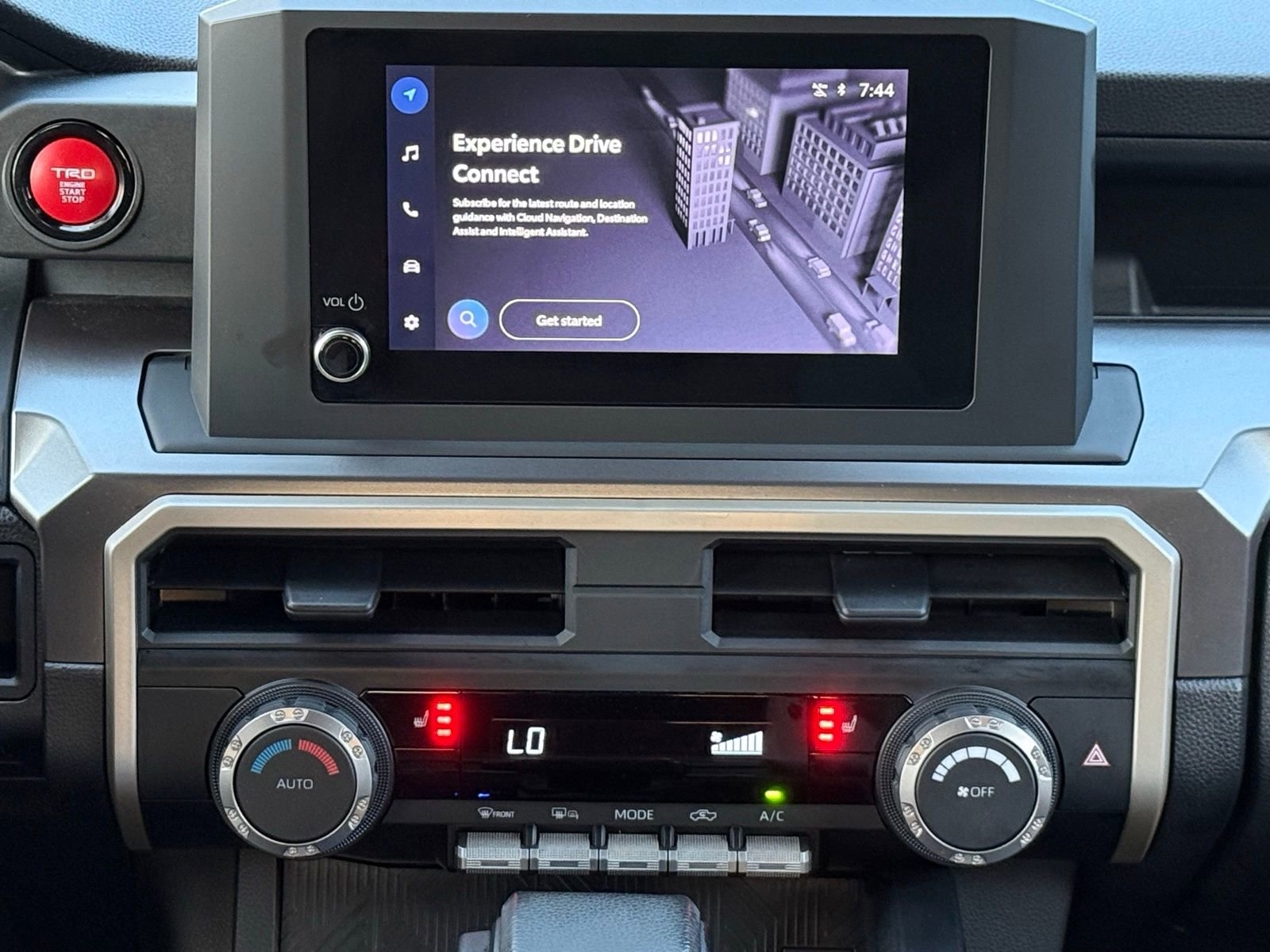 Used 2025 Toyota Tacoma TRD Off-Road AWD/4WD image 19