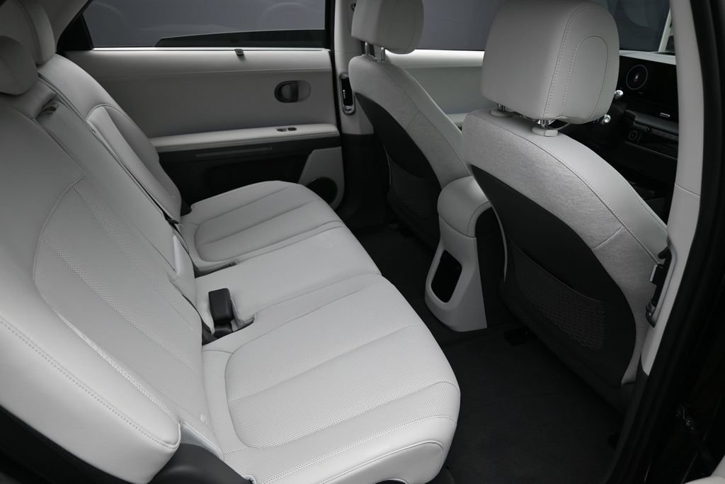 Used 2025 Hyundai Ioniq 5 Limited RWD image 34