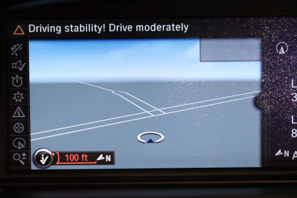 Used 2011 BMW M3 Convertible RWD image 18