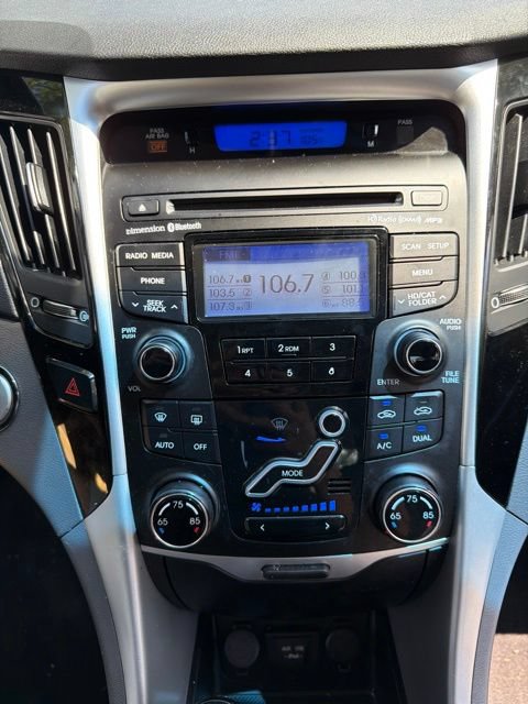 Used 2012 Hyundai Sonata Limited FWD image 13